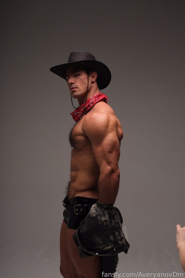 Dmitry Averyanov